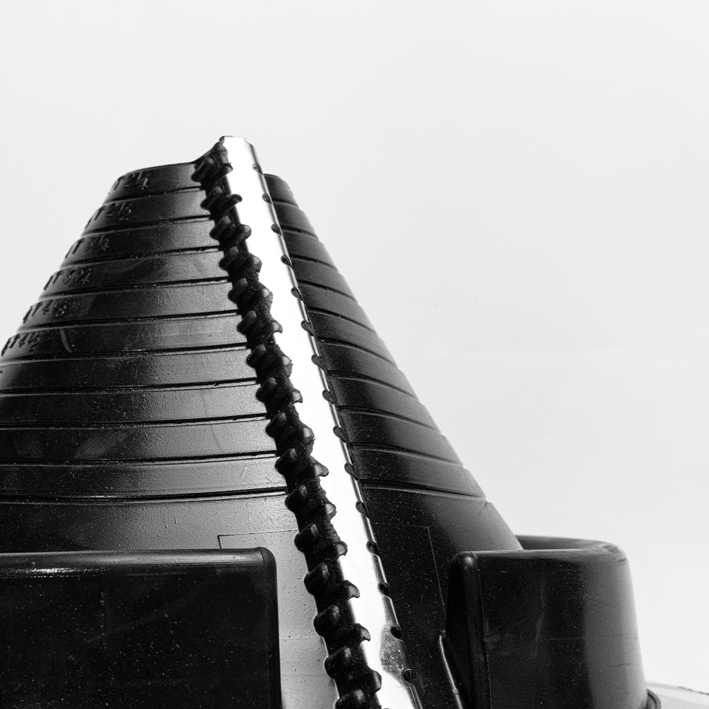 Universal Retrofit Round Base Pipe Flashing